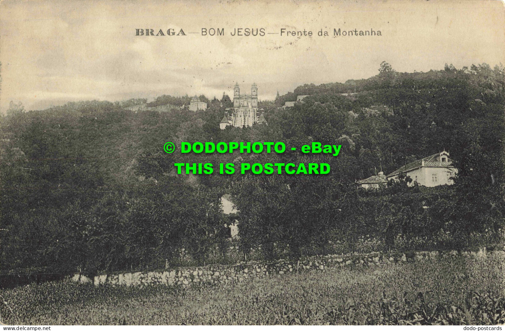 R559798 Braga. Bom Jesus. Frente da Montanha