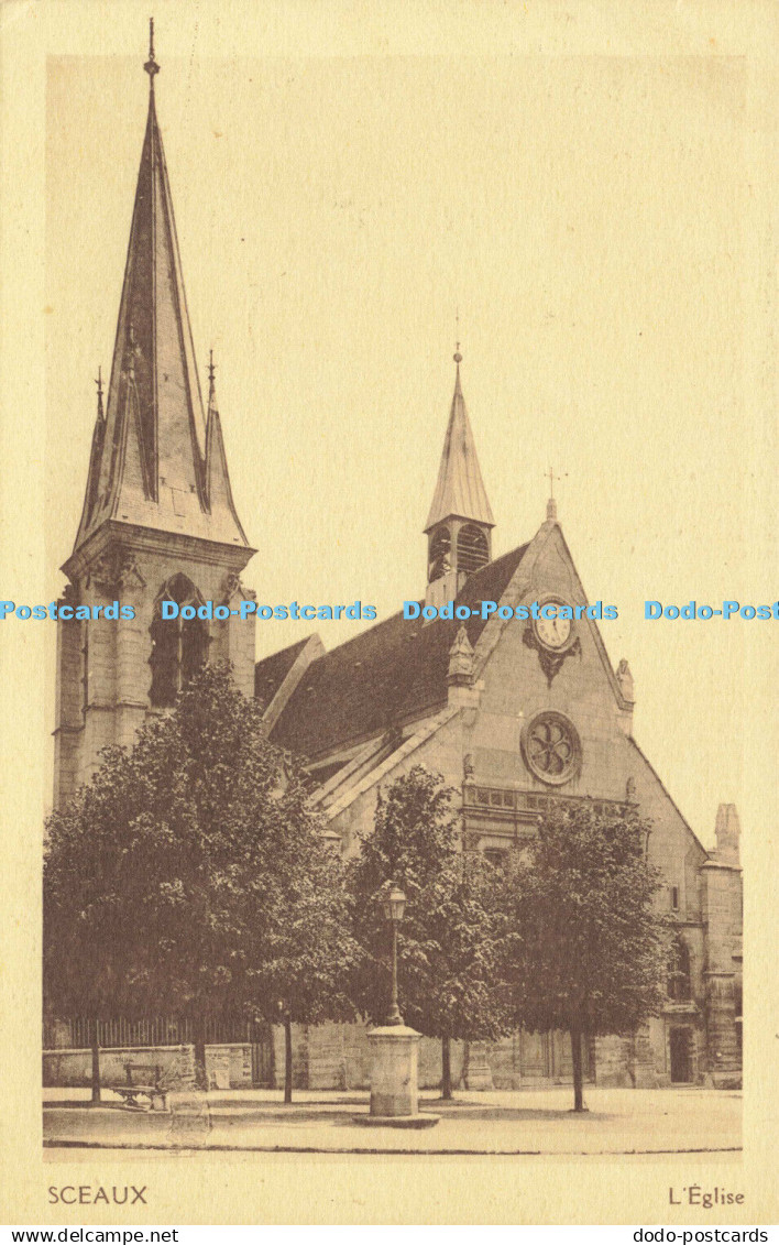 R585089 Sceaux L Eglise