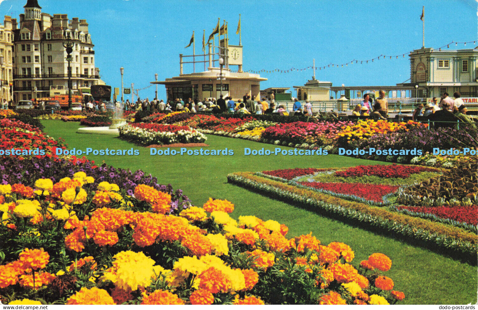 R599924 Eastbourne Carpet Gardens Eastbourne Printers 1981