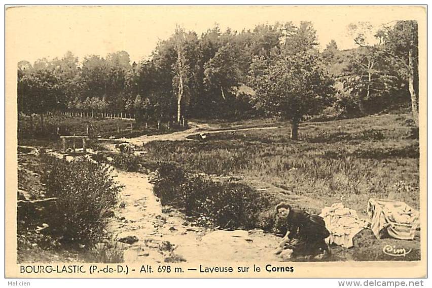 - ref -H843 -puy de dome  - bourg lastic - laveuse sur le cornes - laveuses - carte bon etat -