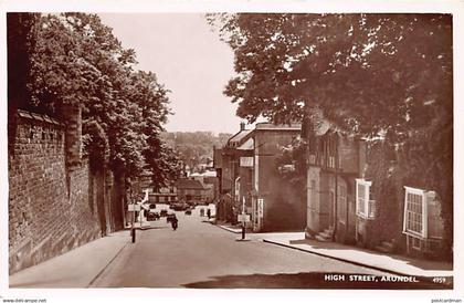 England - ARUNDEL (Sx) High Street