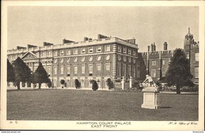 11231895 Hampton Court East Front Palace