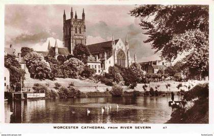 73999927 Worcester  UK Worcester Cathedral from River Severn