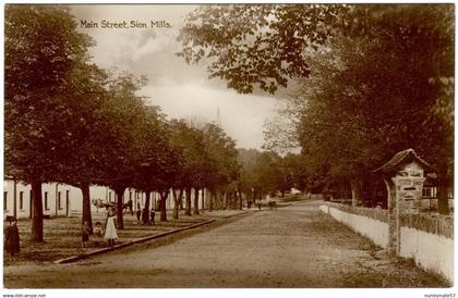 CPA SION MILLS - Main Street - Real Photograph