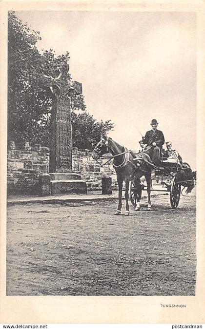 Northern Ireland - DUNGANNON - Irish jaunting car and Celtic Cross