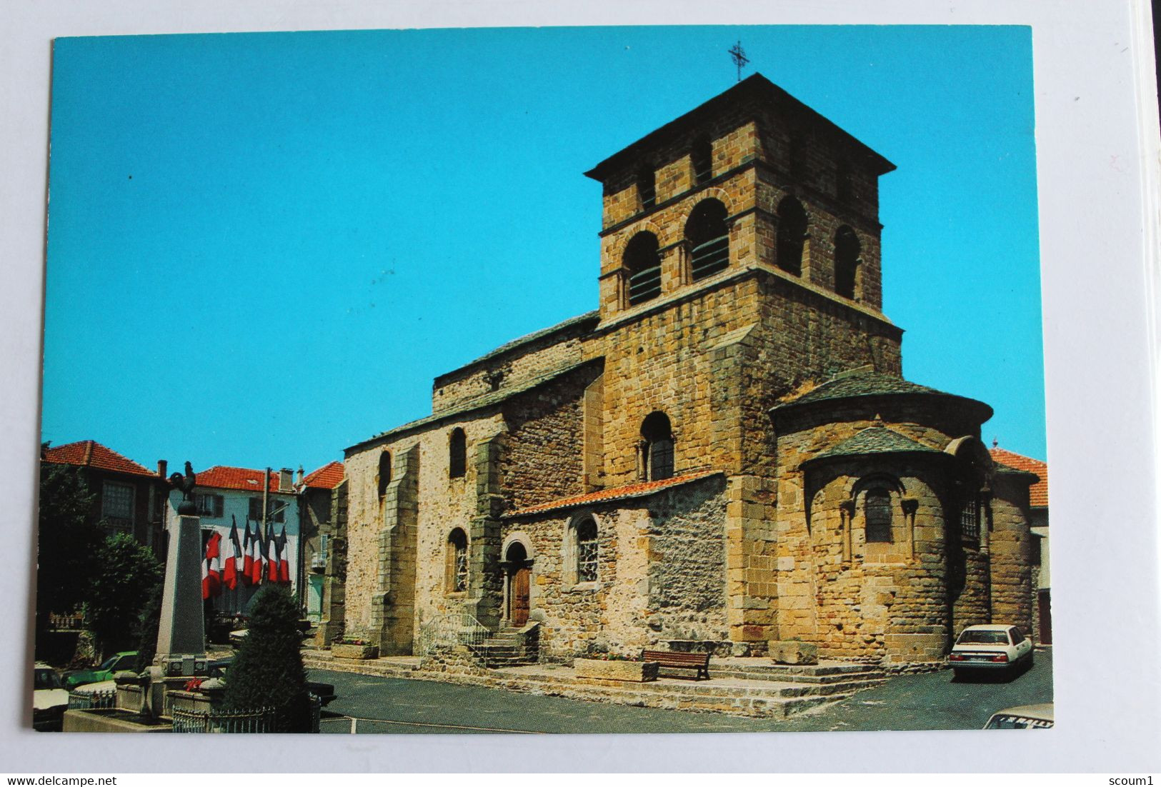 RETOURNAC l eglise