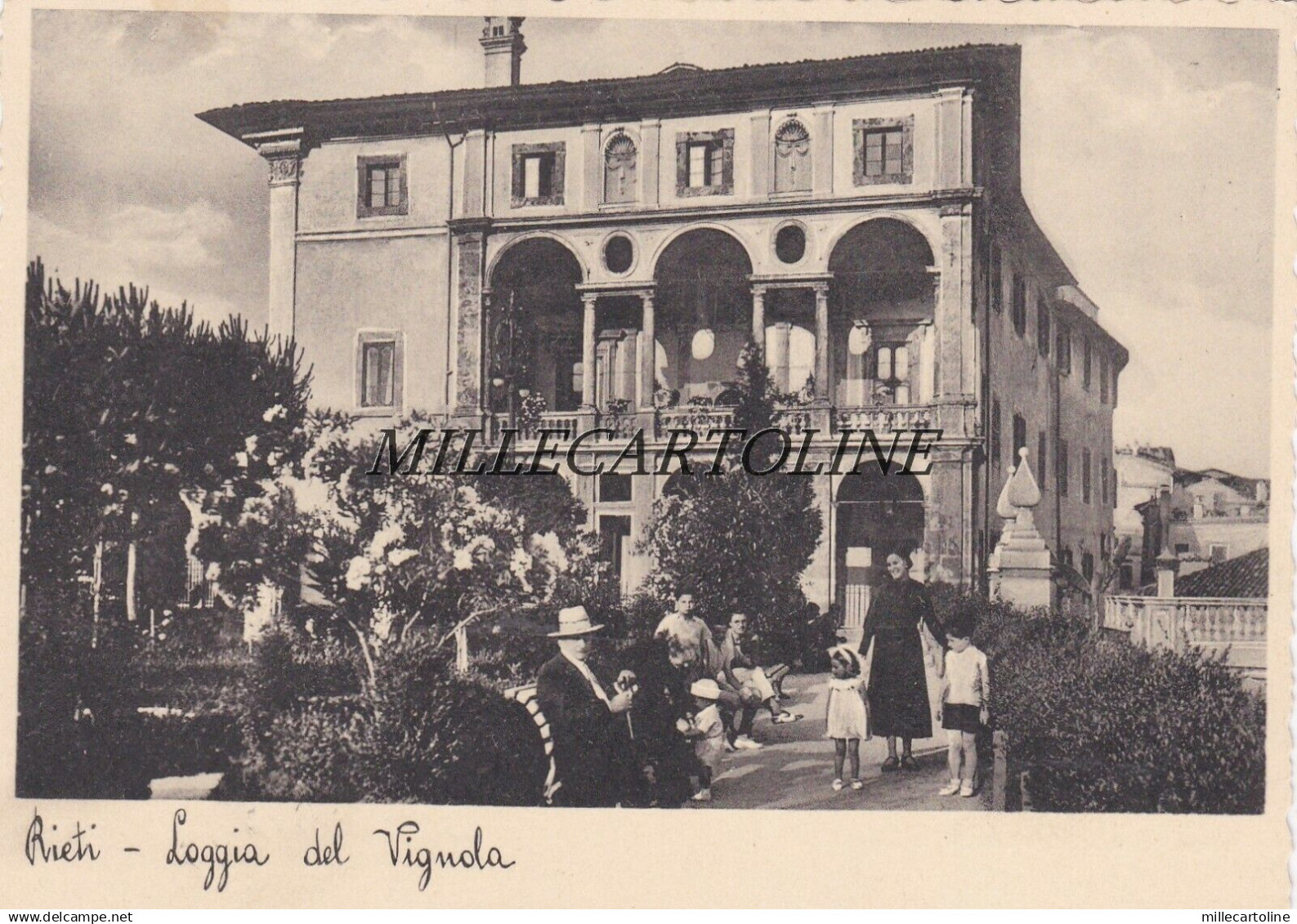 RIETI: Loggia del Vignola