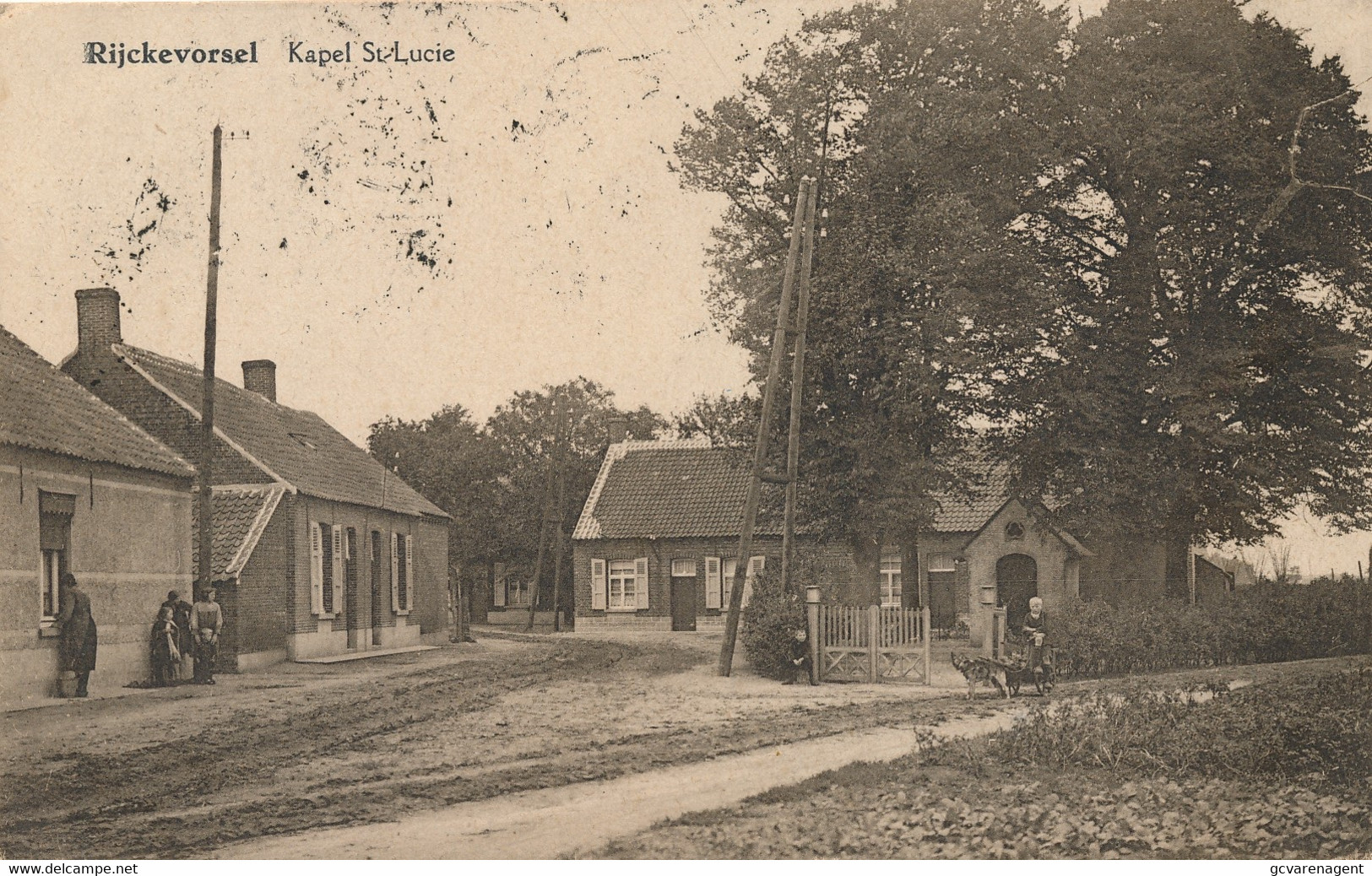 RIJKEVORSEL  KAPEL ST.LUCIE    2 SCANS