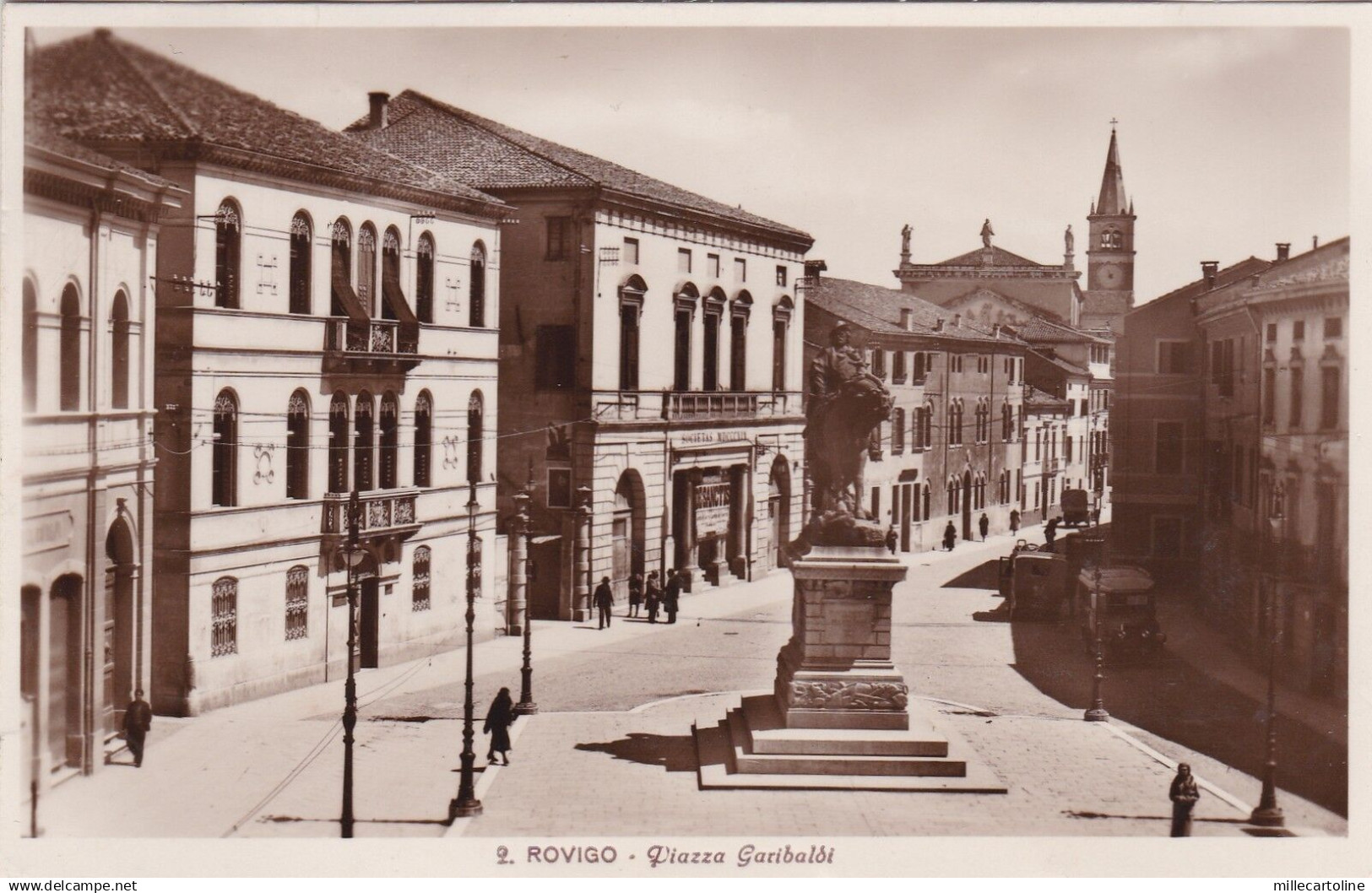 # ROVIGO: PIAZZA GARIBALDI - 1933