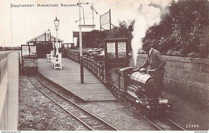 England - SOUTHPORT - Miniature railway