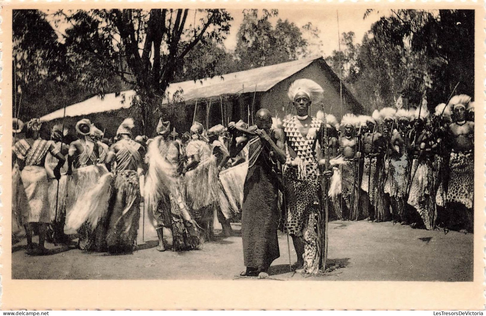 RUANDA-URUNDI - Danseurs Intores à Kitega (Urundi) - "Intore" dansers te Kitega (Urundi) - Carte Postale Ancienne