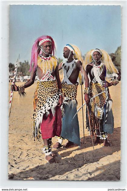 Rwanda Burundi - Danseurs Watutsi - Ed. Hoa-Qui 2300