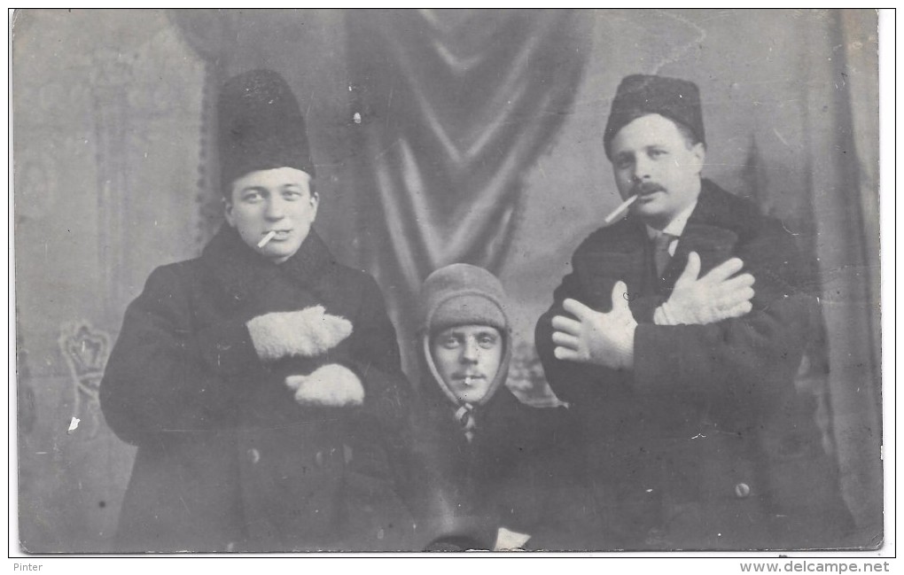 RUSSIE - MOSCOU - Groupe de Personnes - CARTE PHOTO