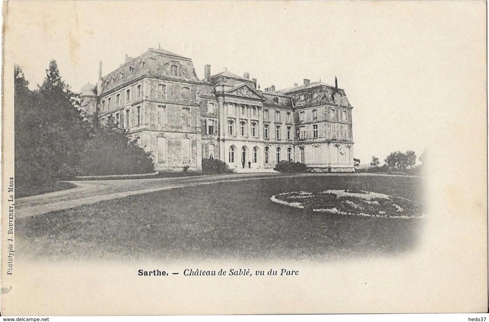 Sablé sur Sarthe - Château de Sablé vu du Parc