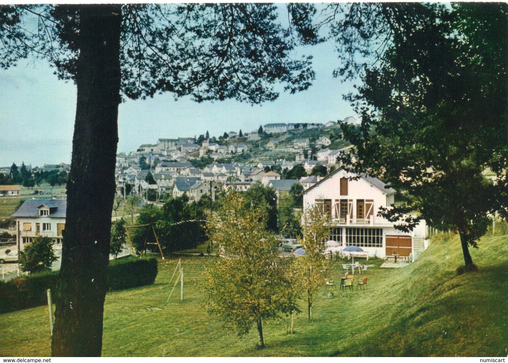 Saint-Alban-sur-Limagnole.. belle vue du village