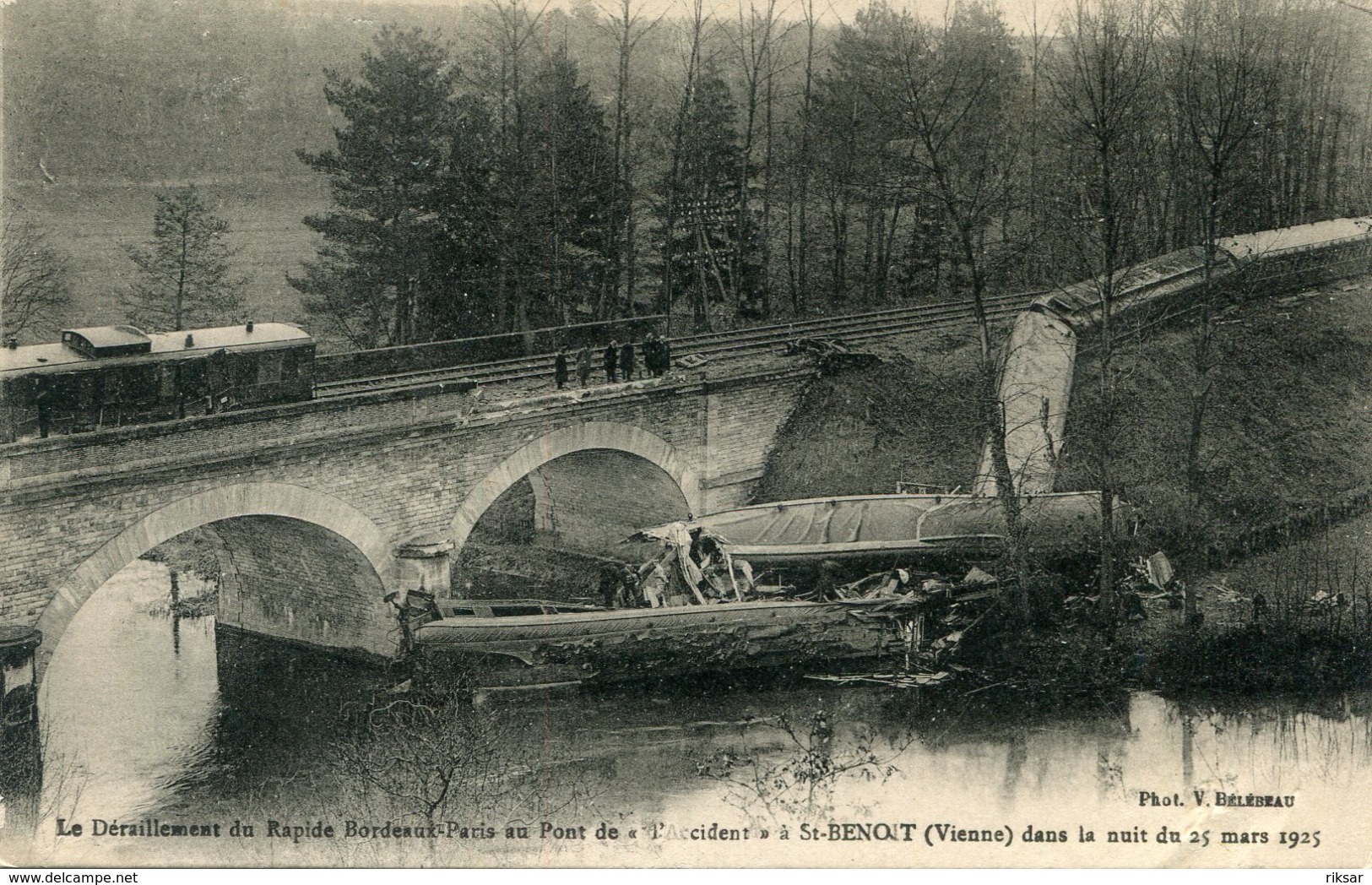 SAINT BENOIT(ACCIDENT DE TRAIN)