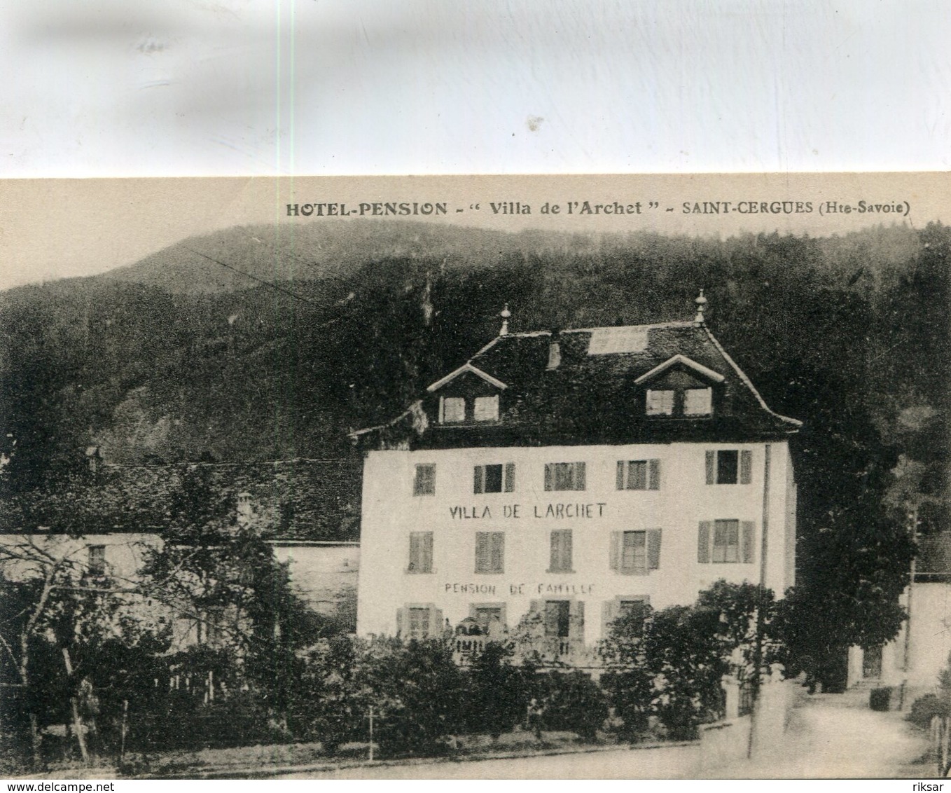 SAINT CERGUES(HOTEL PENSION)