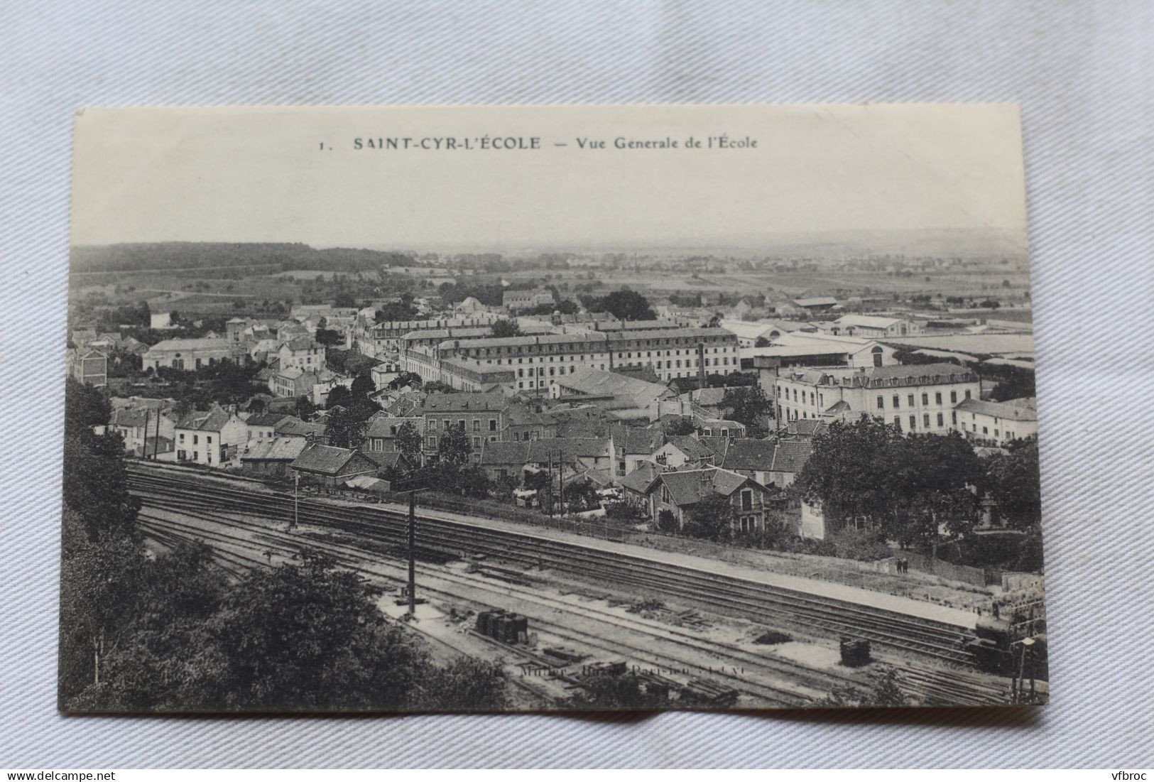 Saint Cyr l'Ecole, vue générale de l'école, Yvelines 78