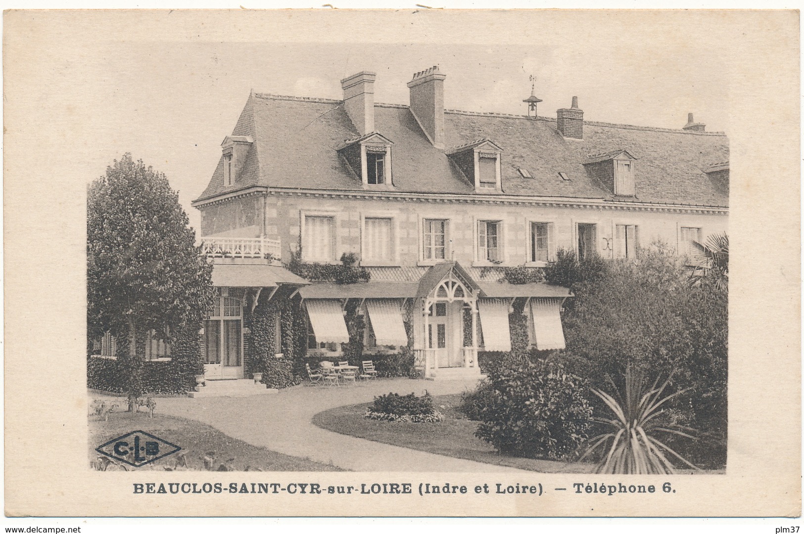 SAINT CYR SUR LOIRE - Propriété , Beauclos