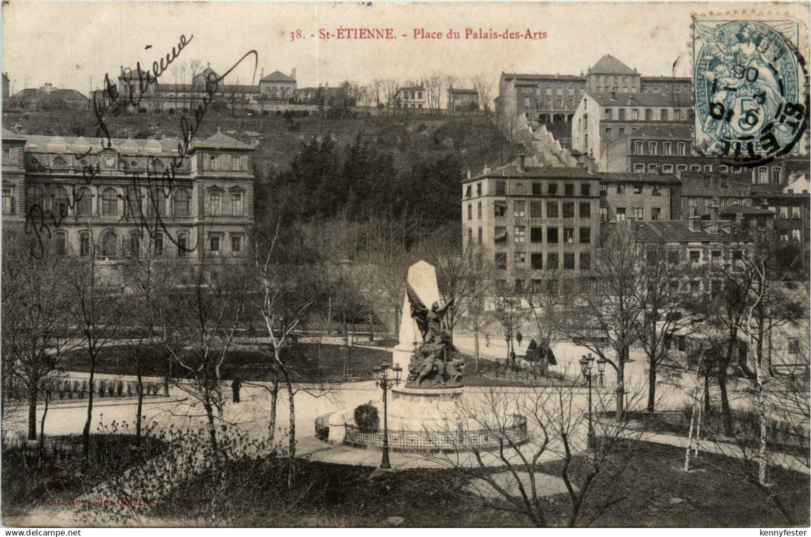 Saint-Etienne, Place du palais-des-Arts