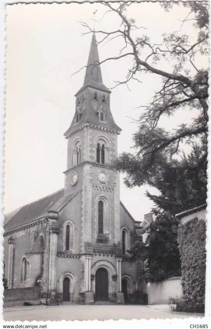 SAINT-FLORENT-des-BOIS (85) L'église