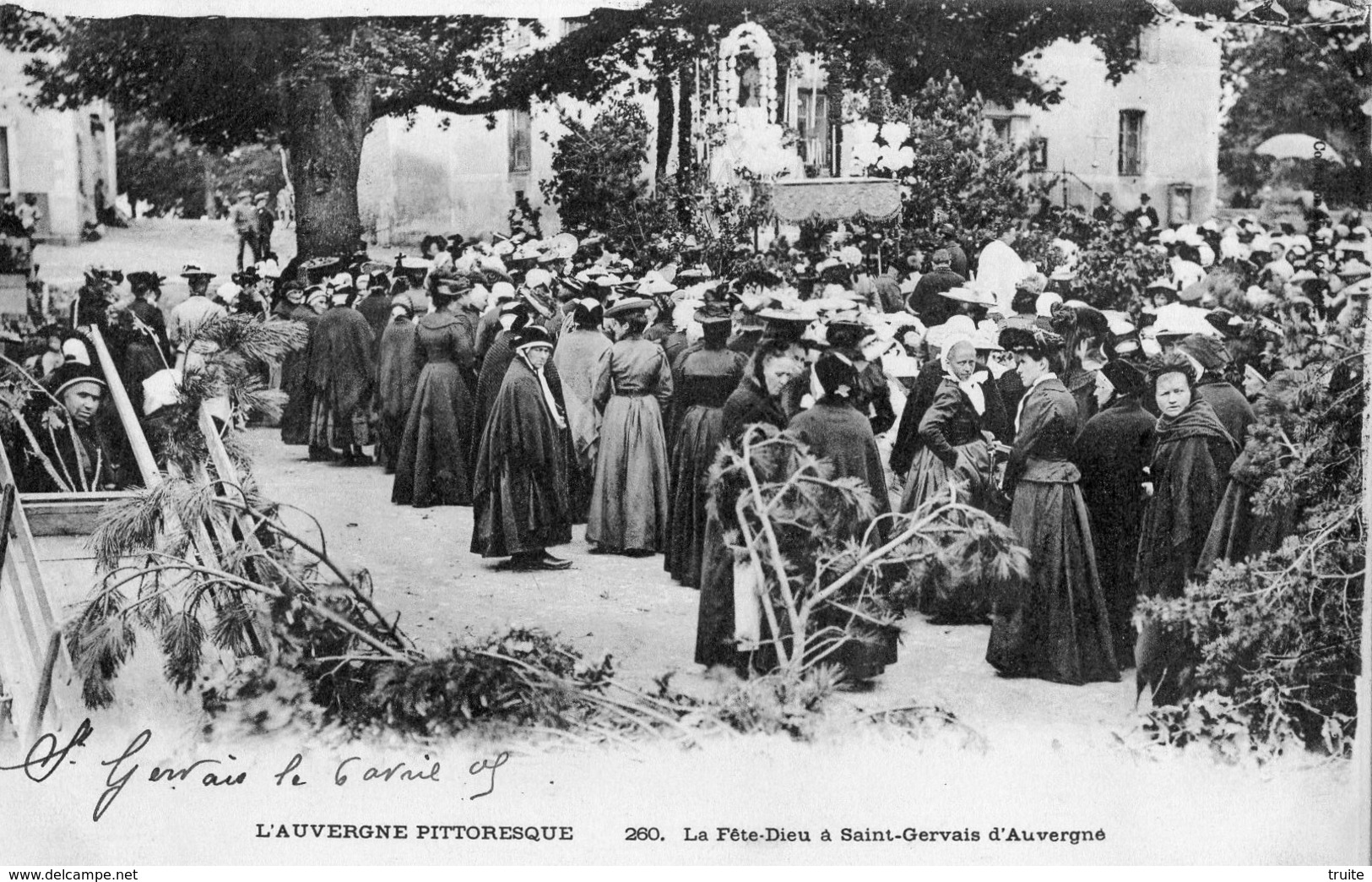 SAINT-GERVAIS-D'AUVERGNE LA FETE-DIEU