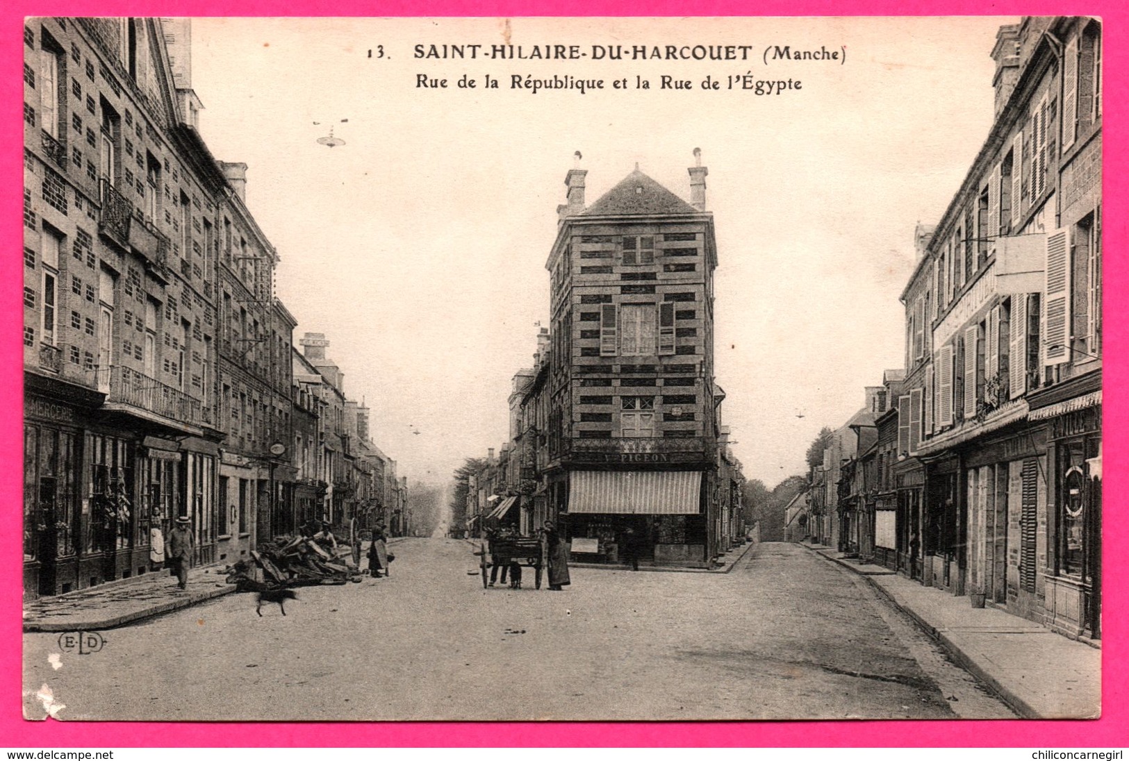 Saint Hilaire du Harcouet - Rue de la République et la Rue de l'Égypte - Charrette - Animée - ELD