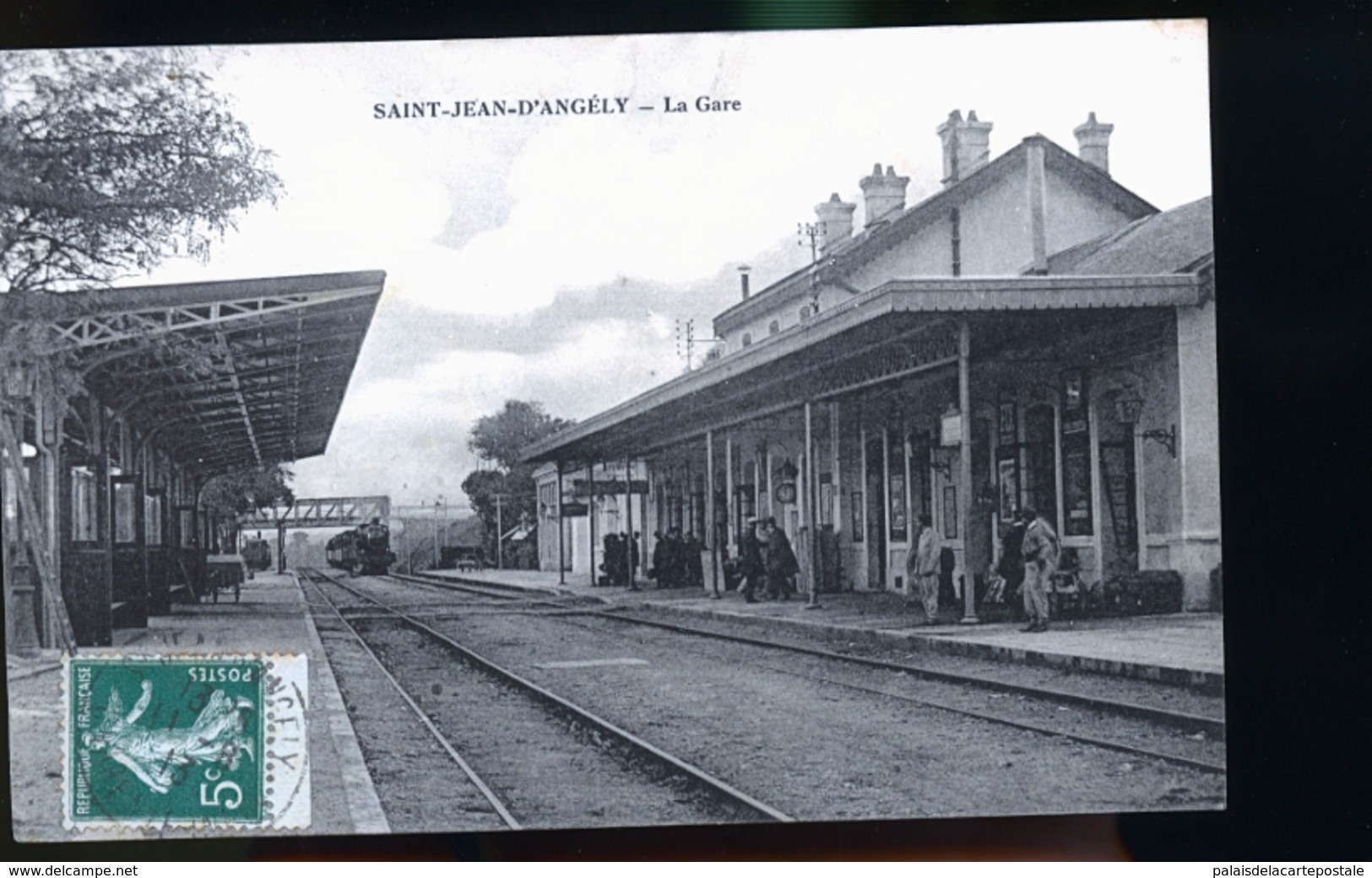 SAINT JEAN D ANGELY LA GARE