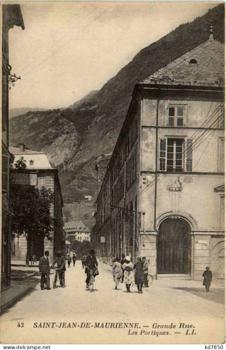 Saint Jean de Maurienne - Grande Rue