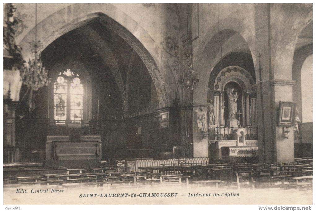 SAINT LAURENT DE CHAMOUSSET - Intérieur de l'Église