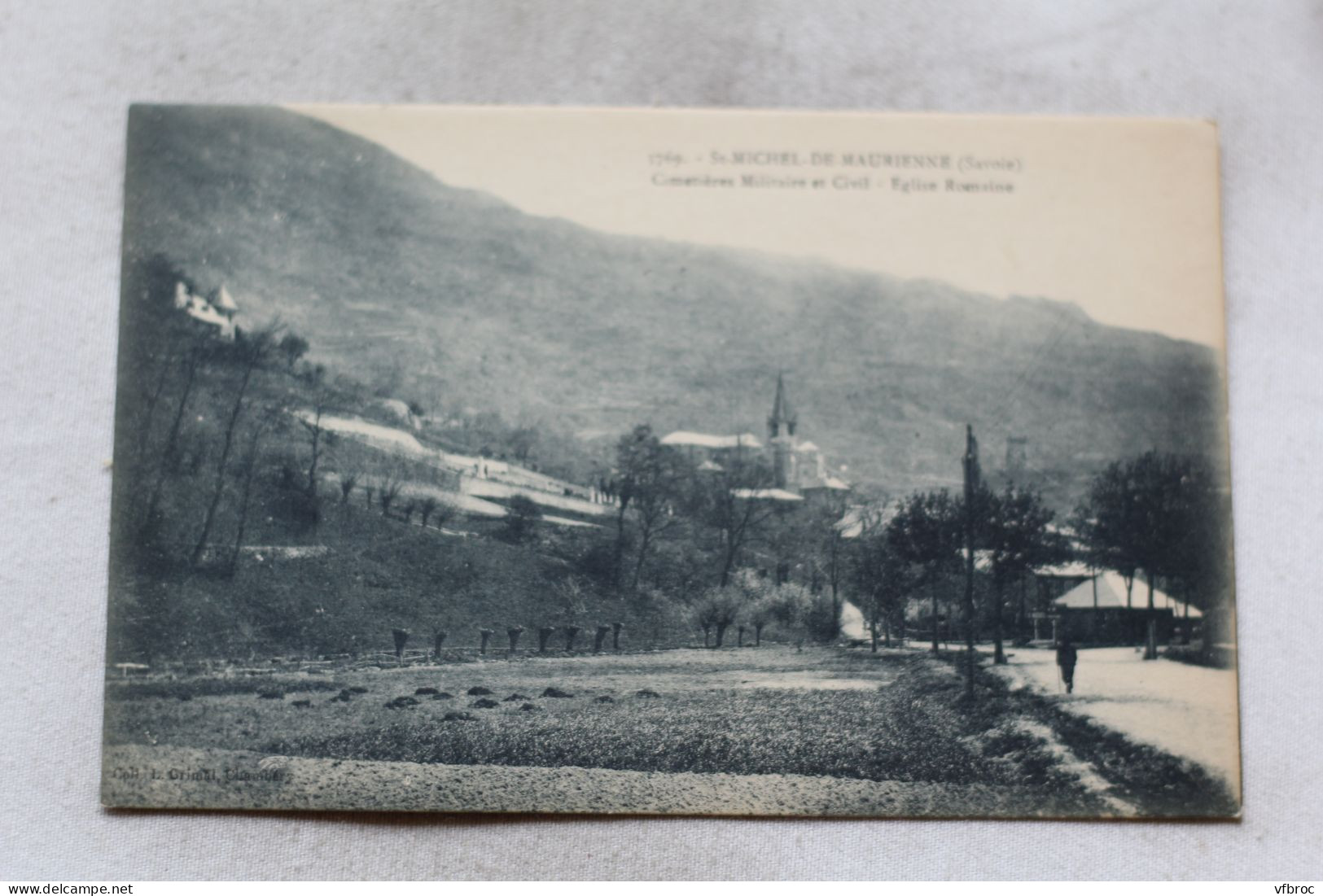 Saint Michel de Maurienne, cimetières militaire et civil, église romaine, Savoie 73