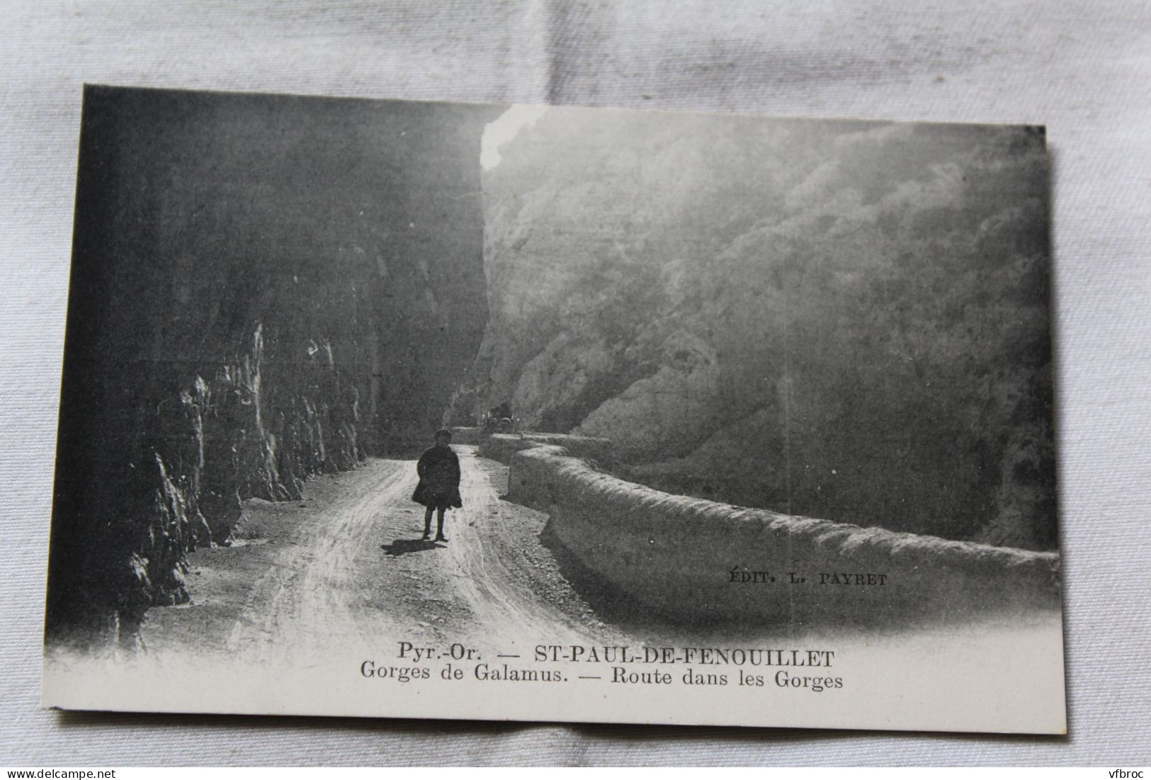 Saint Paul de Fenouillet, gorges de Galamus, route dans les gorges, Pyrénées orientales 66