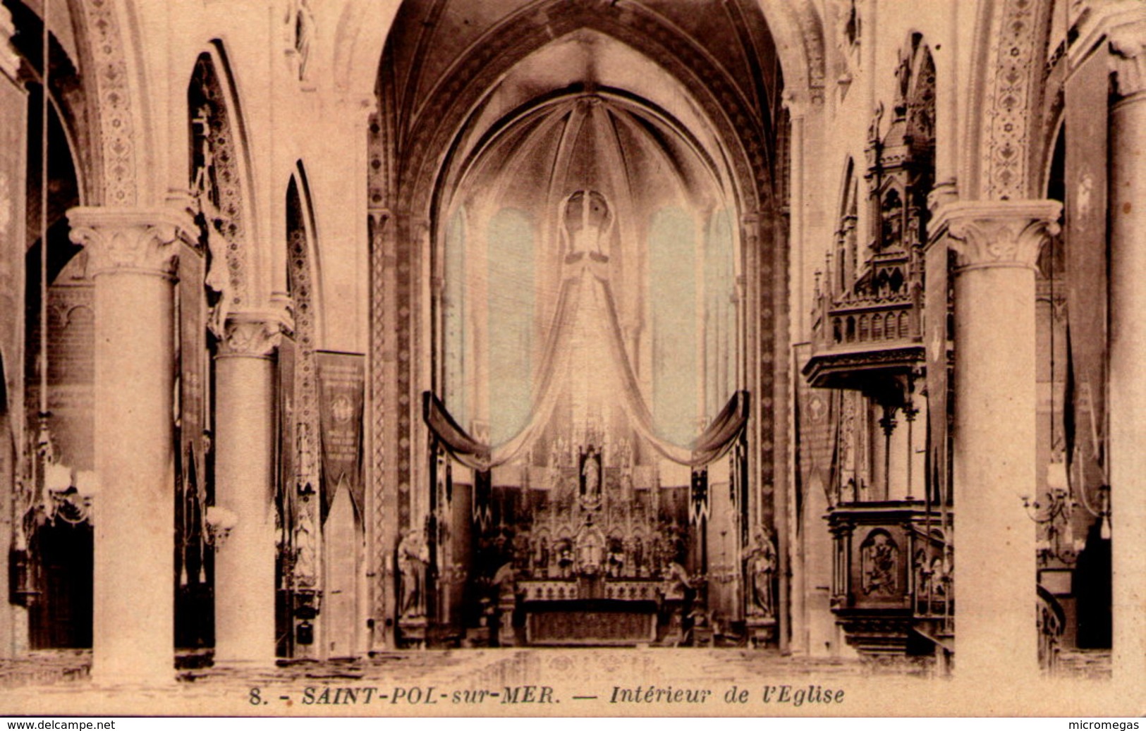 SAINT-POL sur MER - Intérieur de l'Eglise