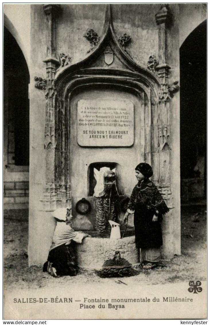 Salies de Bearn - Fontaine monumentale du Millenaire