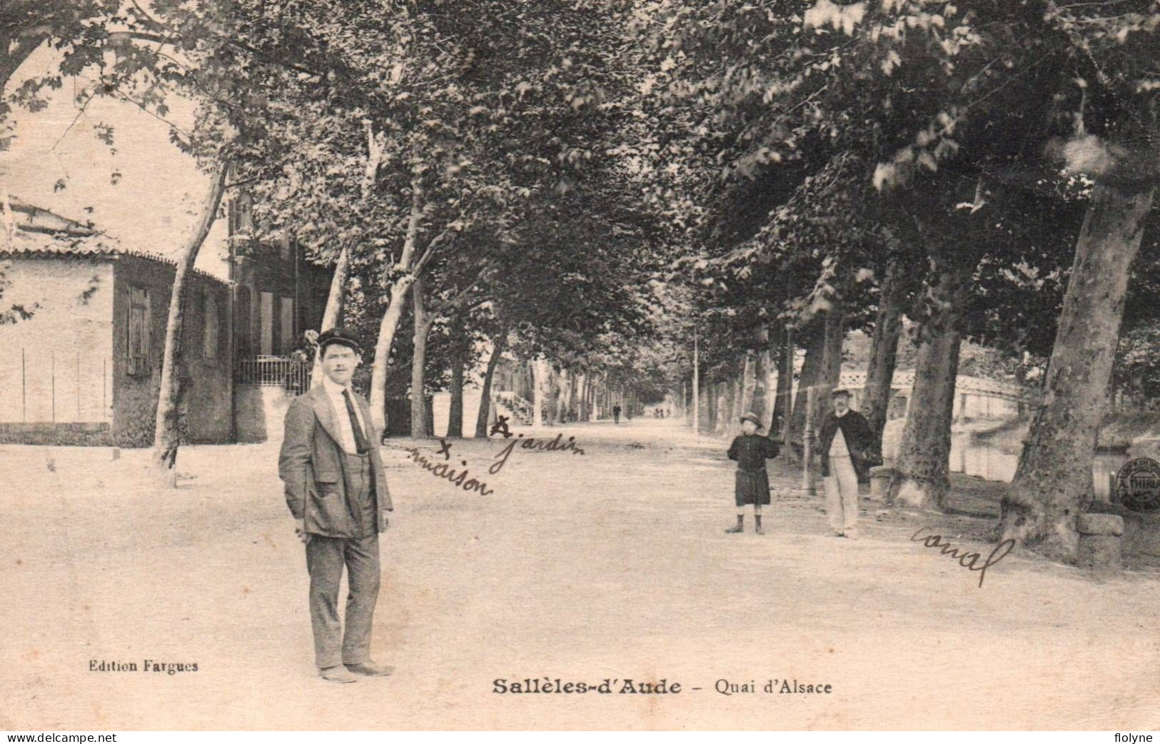 sallèles d'aude - le quai d'alsace - villageois