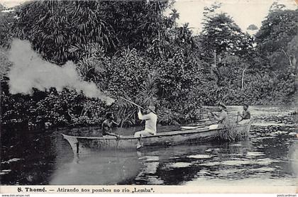 São Tomé & Príncipe - Shooting pigeons on the Lemba river - Publ. Mendes, Lopes & Aranjo