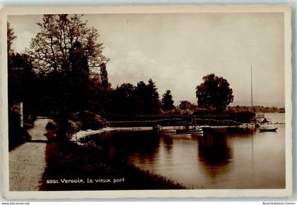 39493382 - Versoix