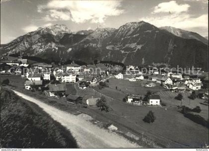 11631946 Schwaendi Schwanden Gesamtansicht mit Alpenpanorama