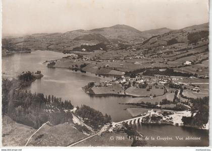 Suisse : le  lac  de la  Gruyère , vue  aérienne