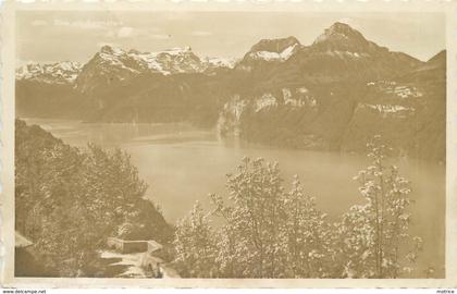 LAC DES QUATRE CANTONS - carte photo en 1950.