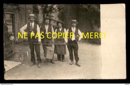 SUISSE - DARDAGNY - GROUPE D'HOMMES - CARTE PHOTO ORIGINALE - VOIR ETAT