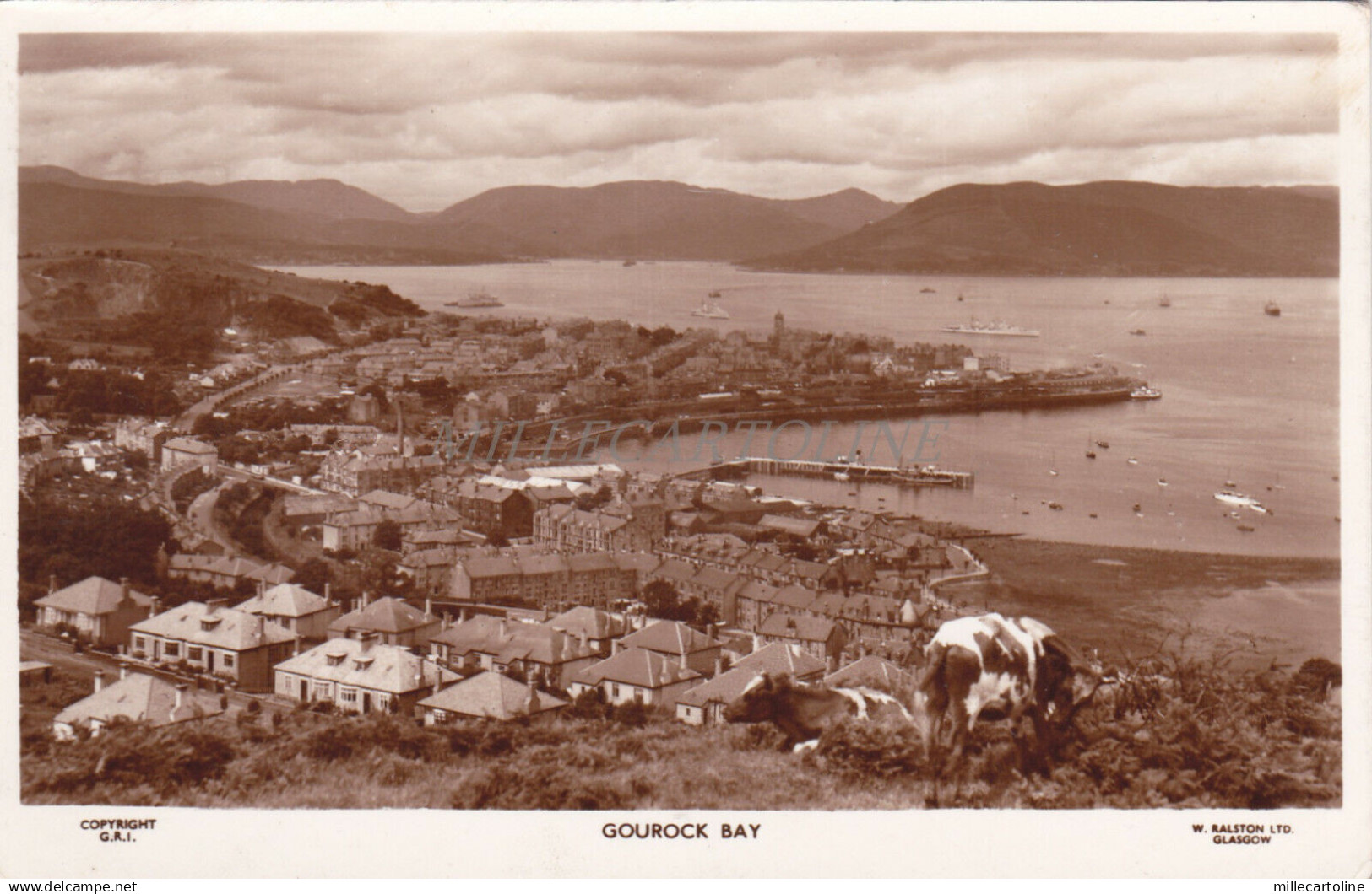 SCOTLAND - Gourock Bay - Photo Postcard 1955