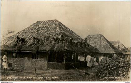 Sierra Leone - Grassing huts Protectorate