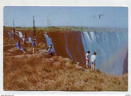 AK 159215 ZIMBABWE - Victoria Falls - Tourists at Danger Point