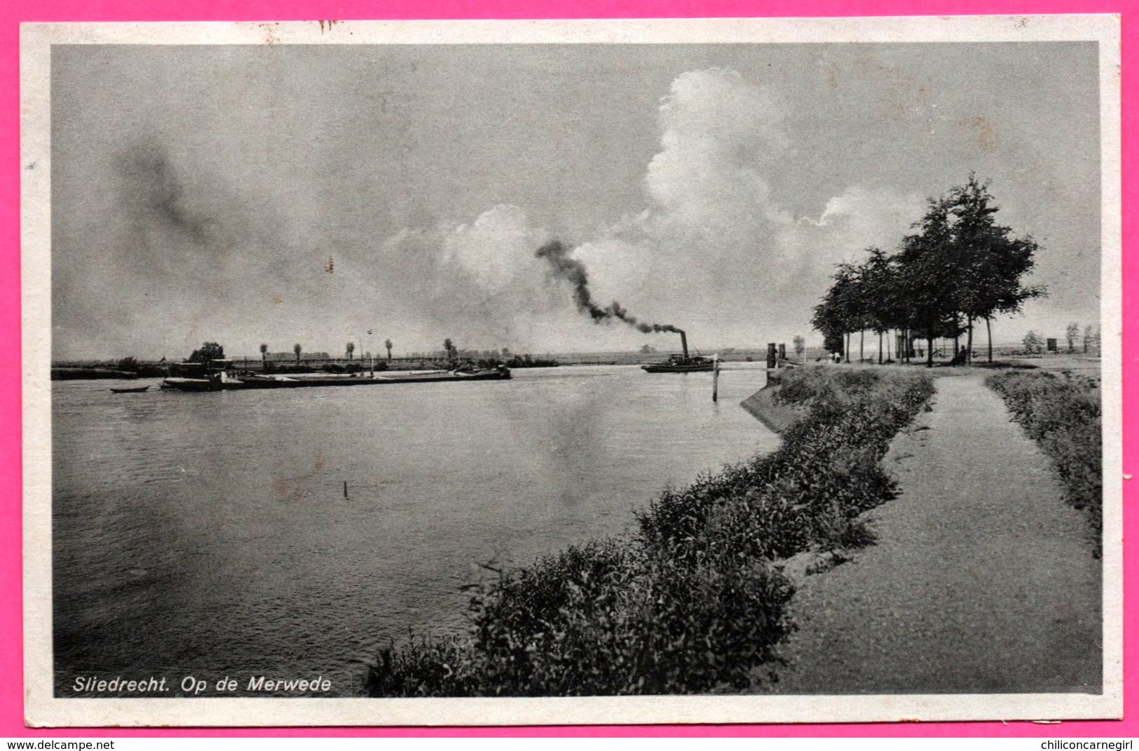 Sliedrecht - Op de  Merwede - Bateau à vapeur - Boat - Uitg. NAUTA & Zn - 1943