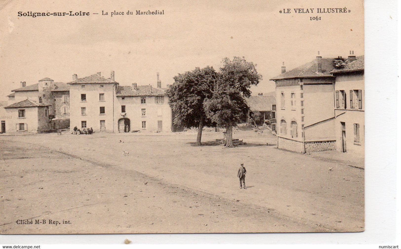 Solignac-sur-Loire animée la Place du Marchedial carte Très Rare