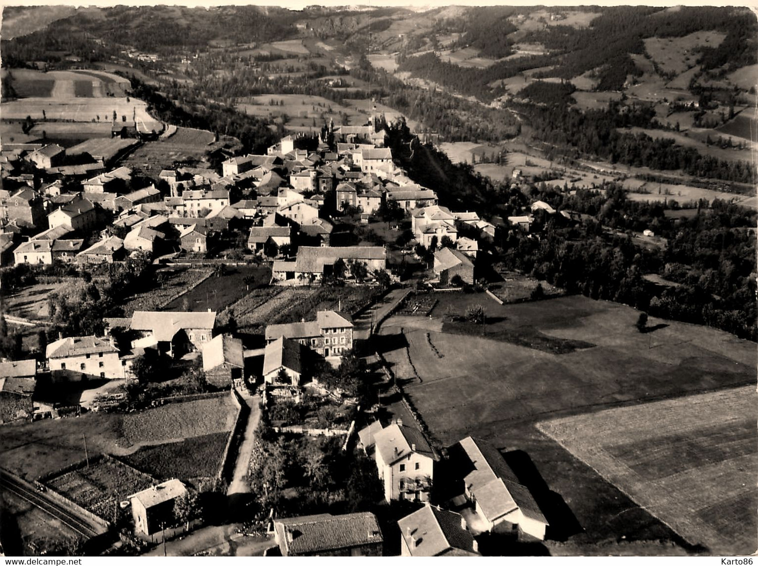 solignac sur loire * vue générale aérienne sur le village