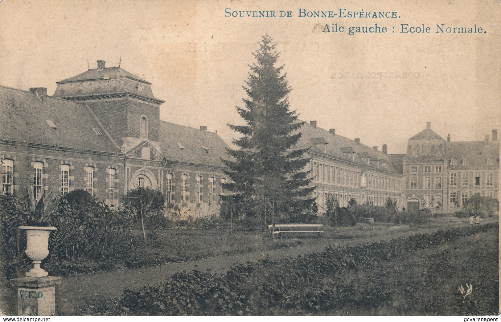 SOUVENIR DE BONNE ESPERANCE  AILE GAUCHE  ECOLE NORMALE    2 SCANS