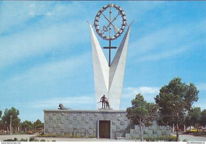 Zaragoza - Pinares de Venecia , Monumento a La Legion