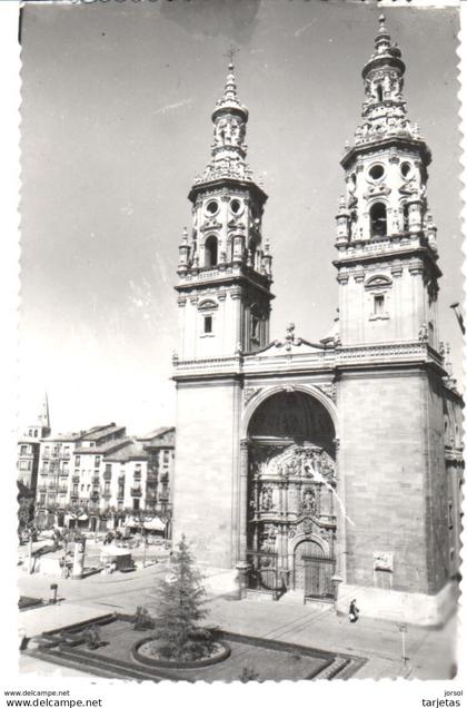 POSTAL    LOGROÑO  - ESPAÑA - TORRES GEMELAS DE LA REDONDA  ( DOUBLE TOURS DE LA RONDE )